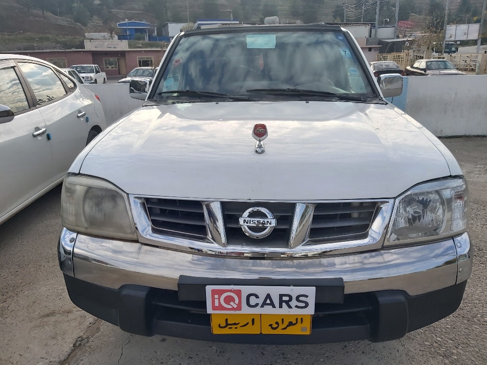 نيسان بيك اب